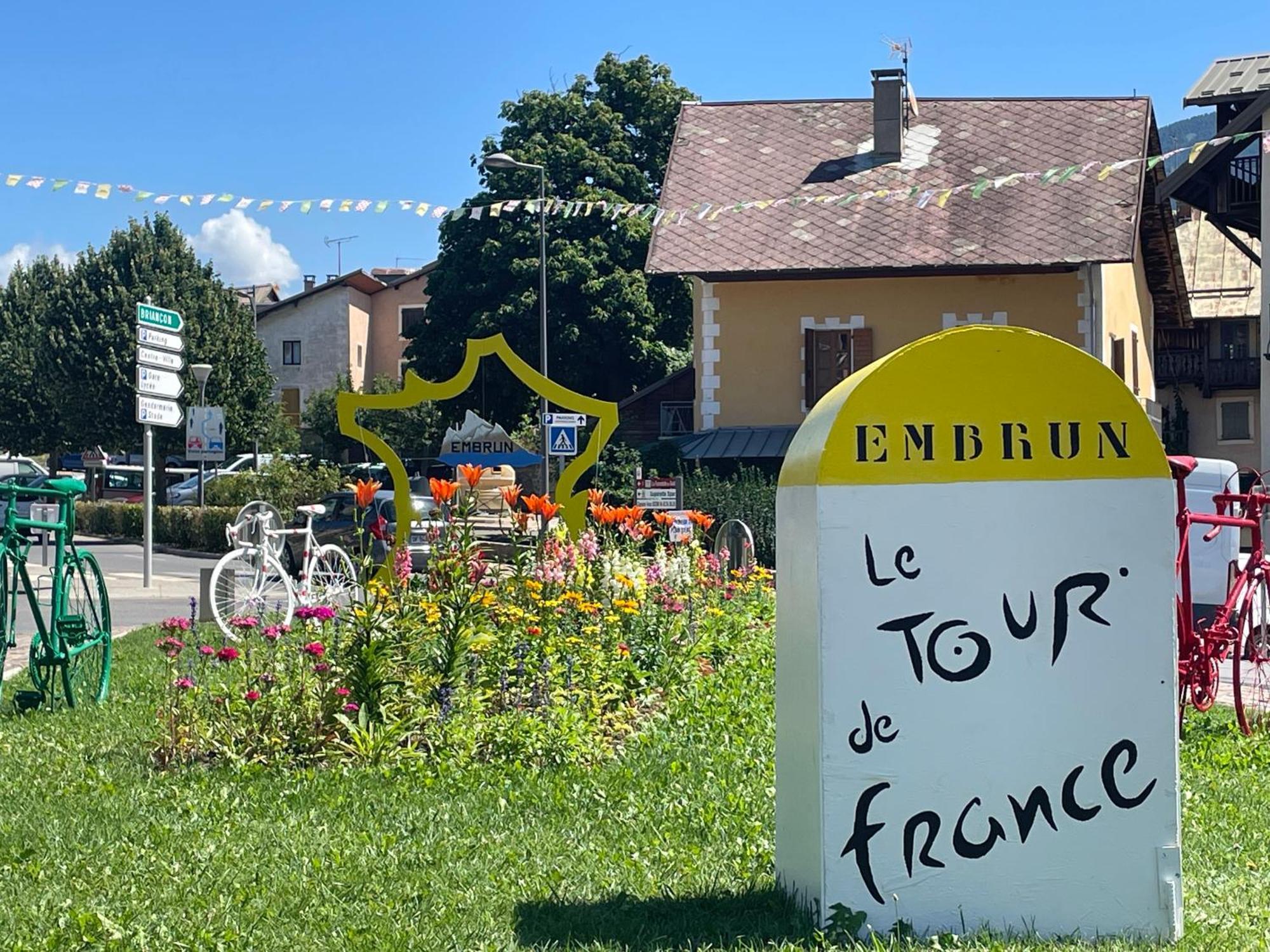 Maison Tres Agreable Avec Exterieurs, Bien Situee Au Plan D'Eau Embrun Esterno foto